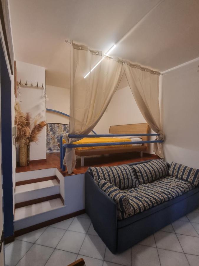 Uanema House Apartment Naples Exterior photo